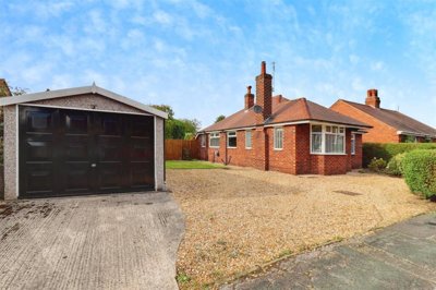 Property on Victoria Street, CW11 1HB