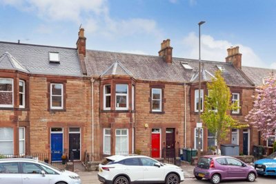 Property on Saughtonhall Drive, EH12 5TW