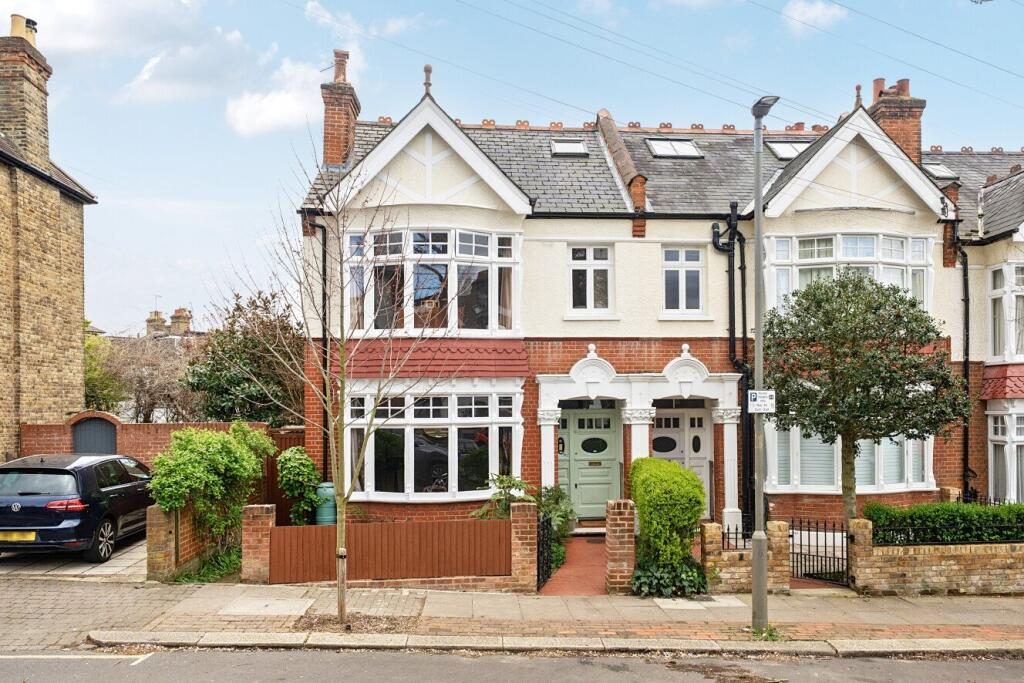 Terraced House