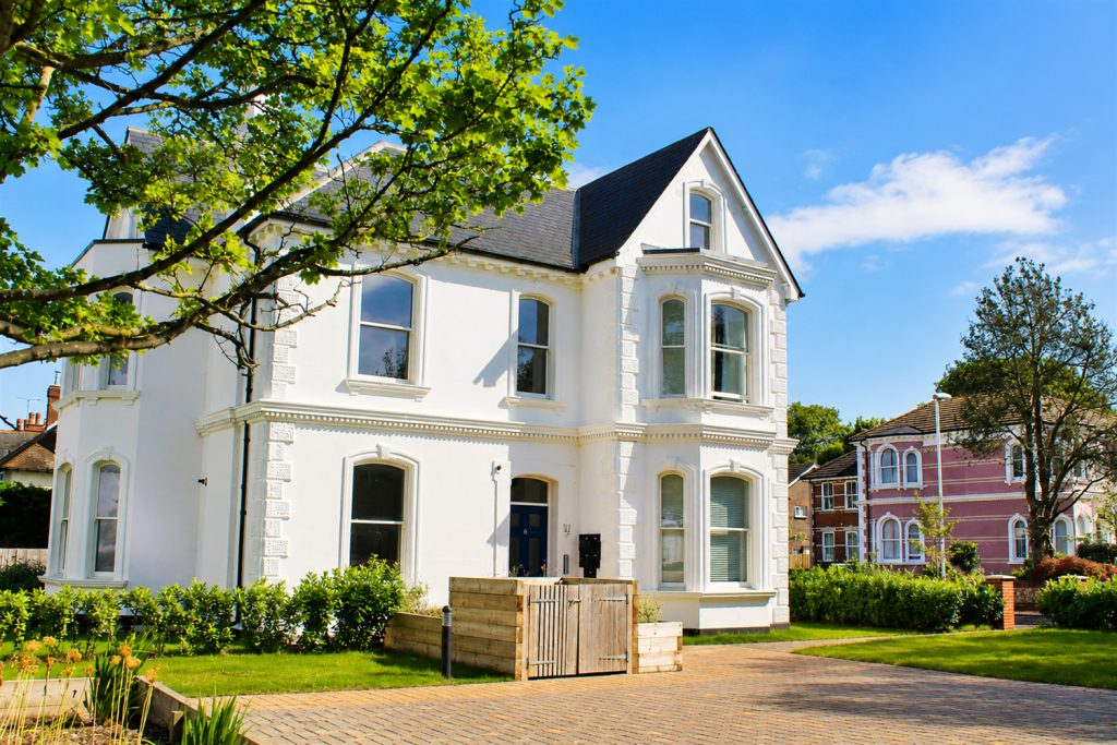 Property main image