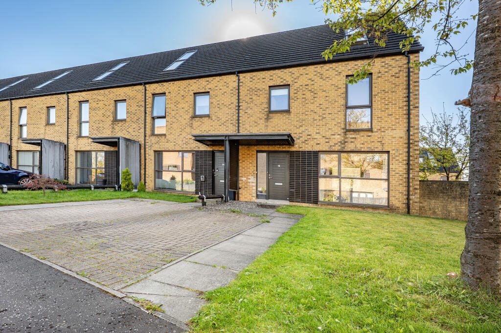 Terraced House