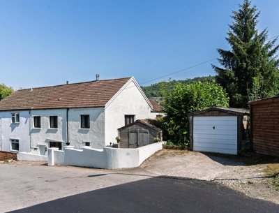 Property on Gelliwion Road, CF37 1EZ