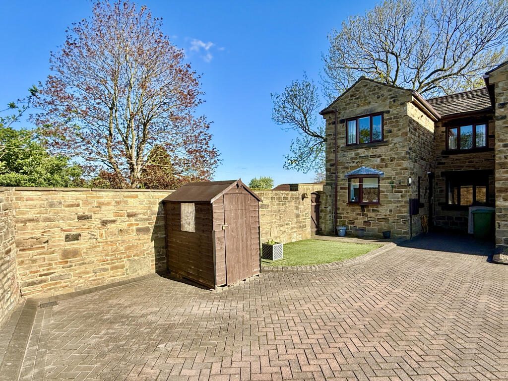 Terraced House