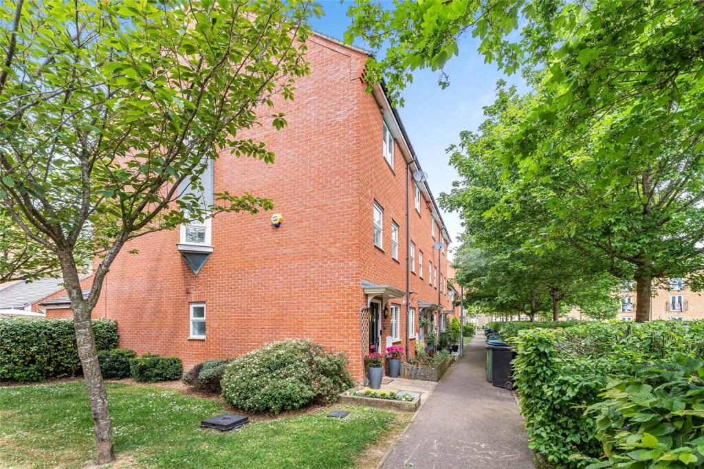 Property main image