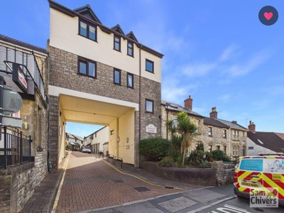 Property on Stanley Court, BA3 2DU