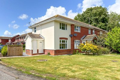 Property on Eagles Chase, BN17 7RF