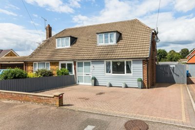 Property on Willoughby Road, OX16 9DZ