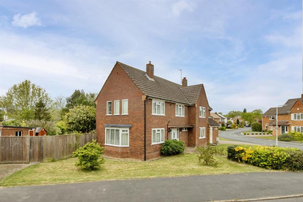 Property main image