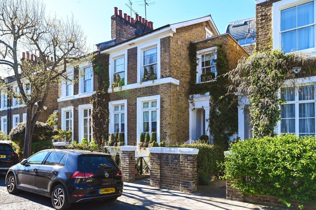 Terraced House