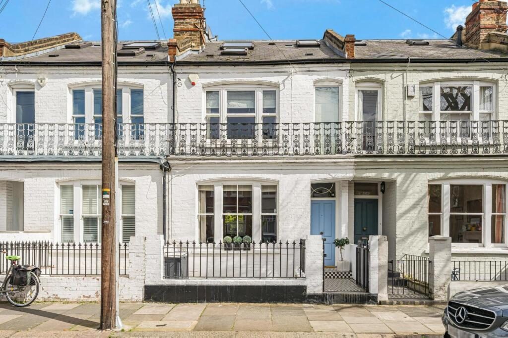 Terraced House