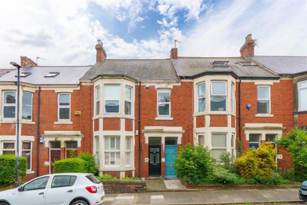 Property main image