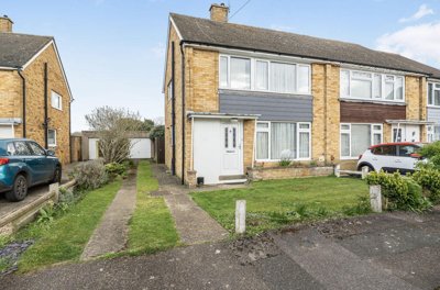 Property on Medway Meadows, TN12 5HJ
