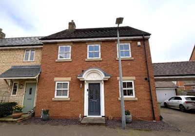 Property on Chantry Rise, MK46 5FE