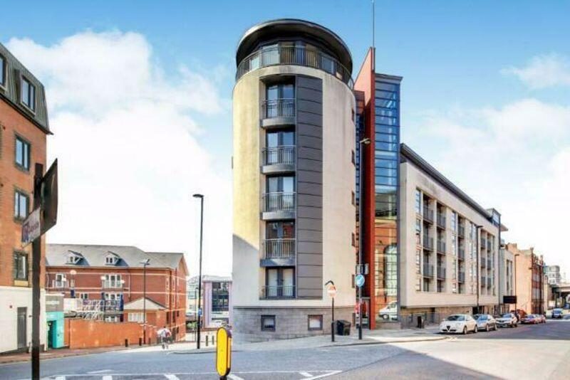 Property main image
