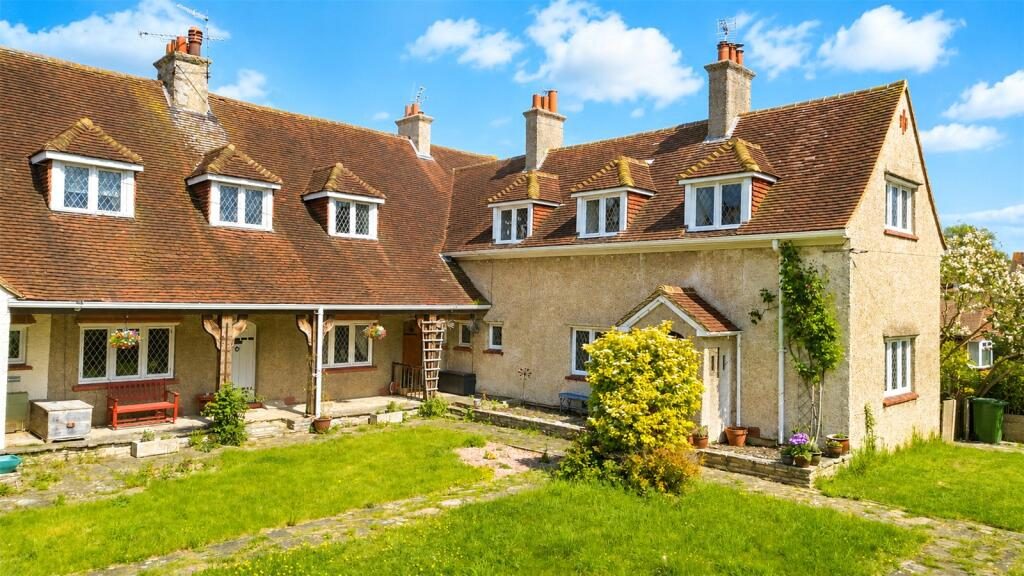 Terraced House