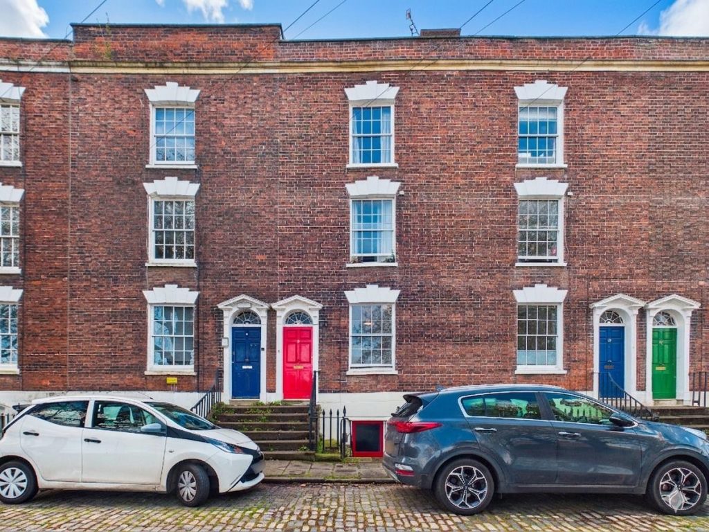 Property main image