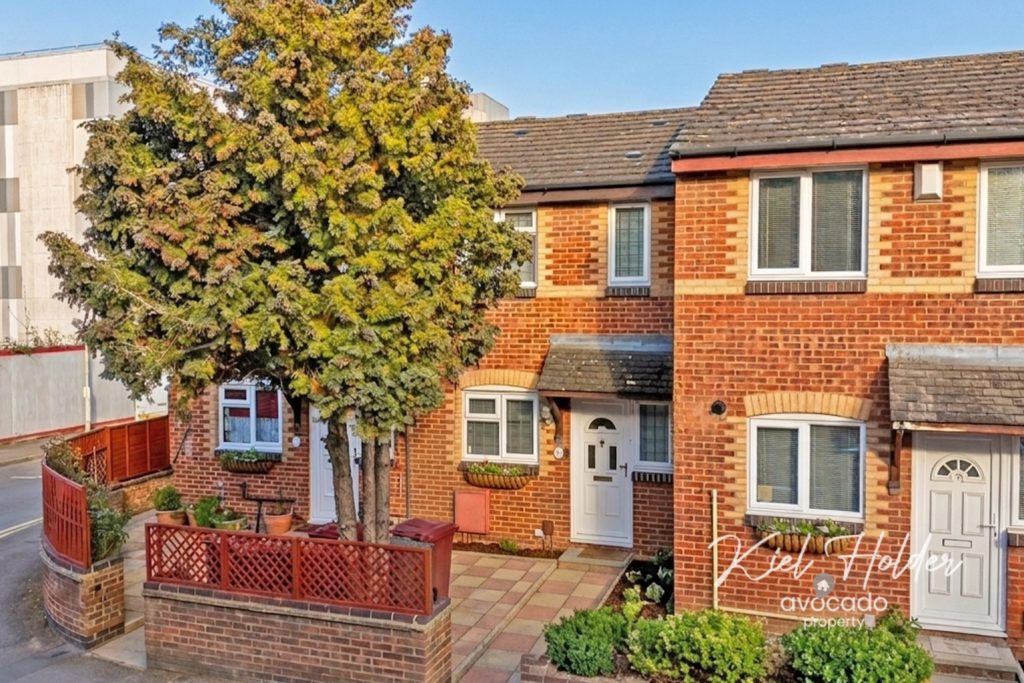 Terraced House
