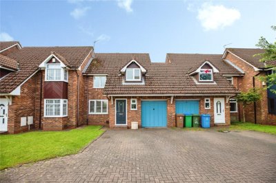 Property on Copthorne Close, OL10 2PA