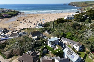 Property on PL27 6ST