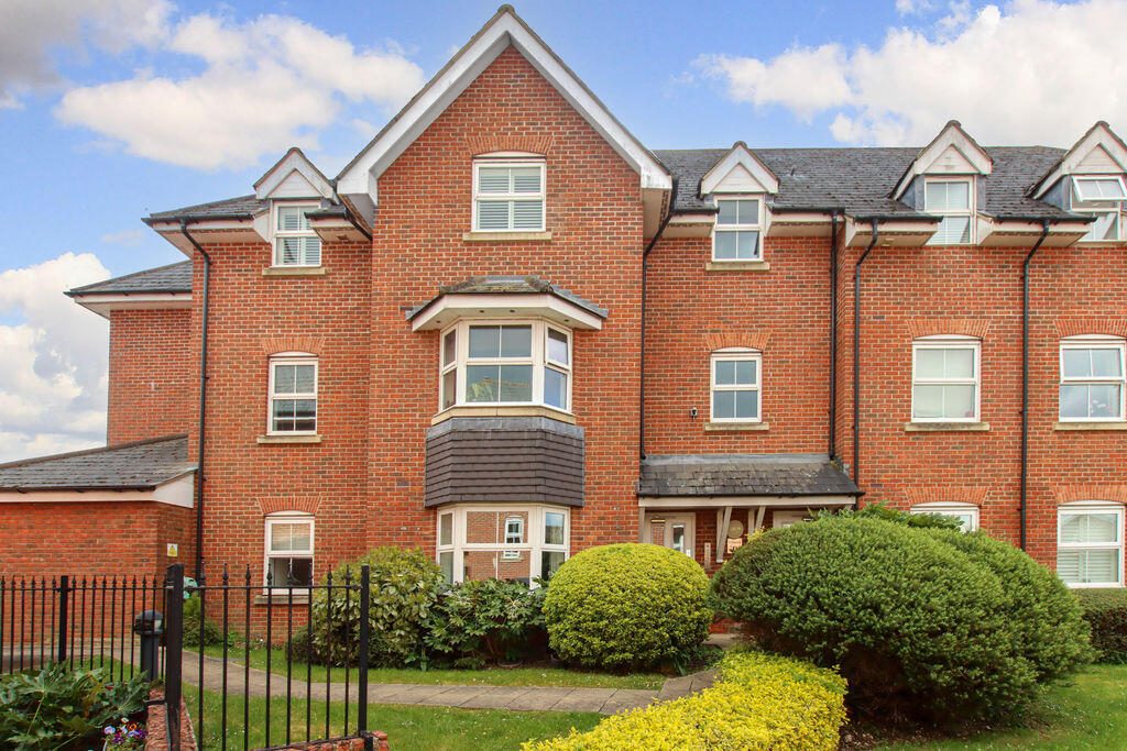 Property main image