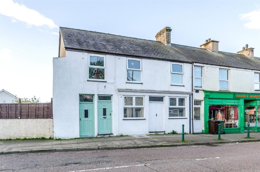 Terraced House
