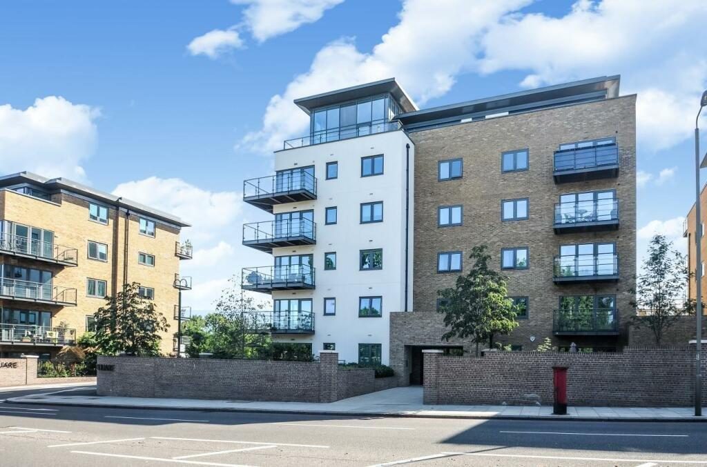 Property main image