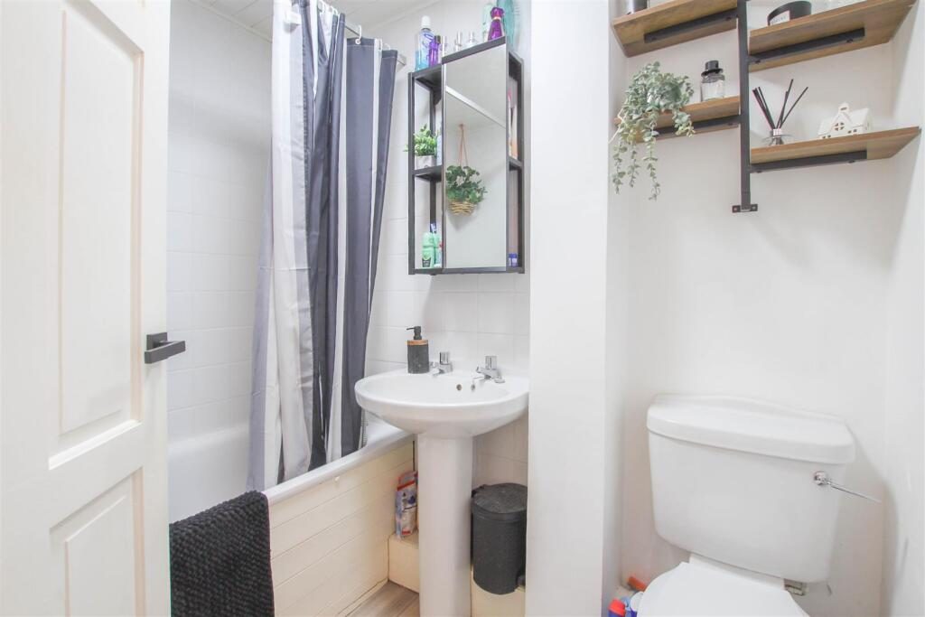 Thumbnail 25