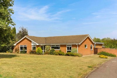 Property on GL53 9DN