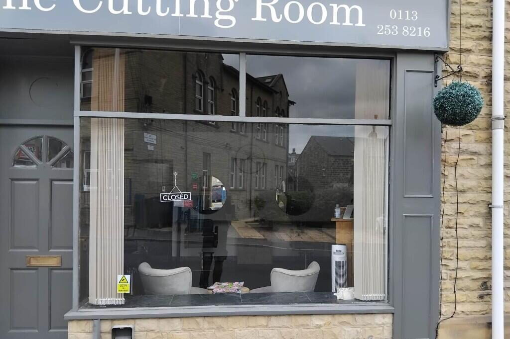 Hairdresser / Barber Shop