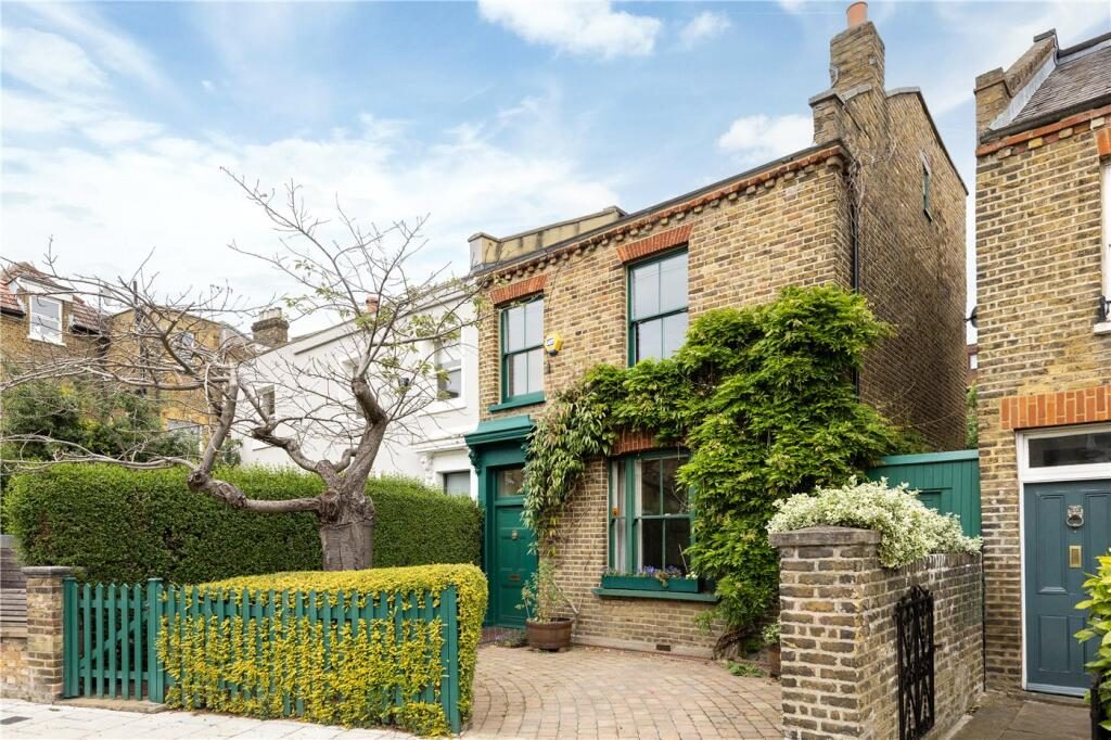 Property main image