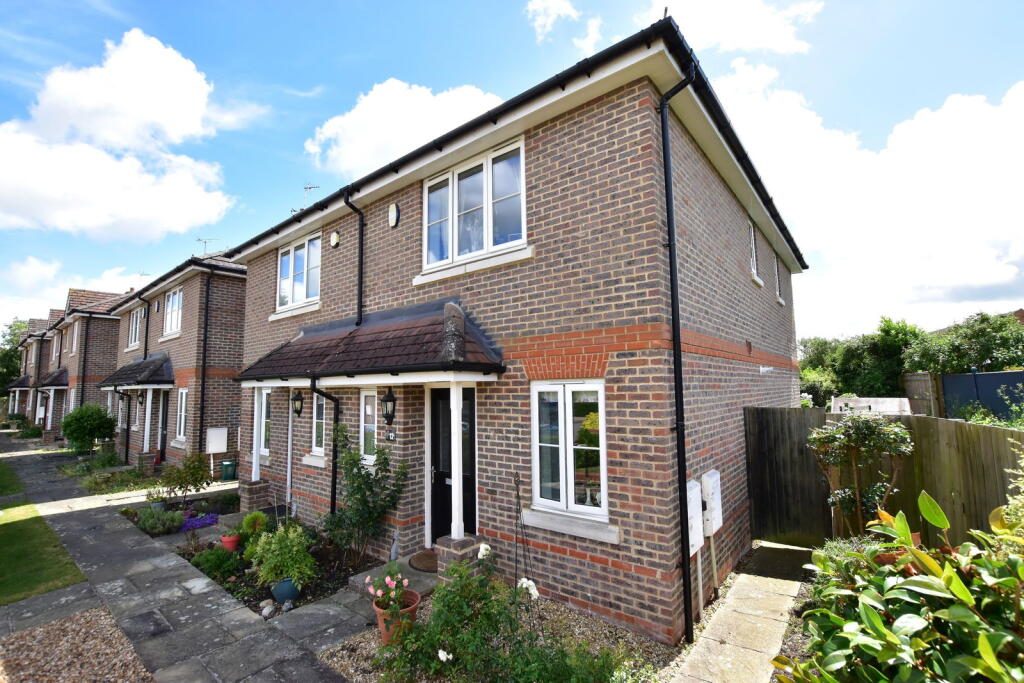 Property main image