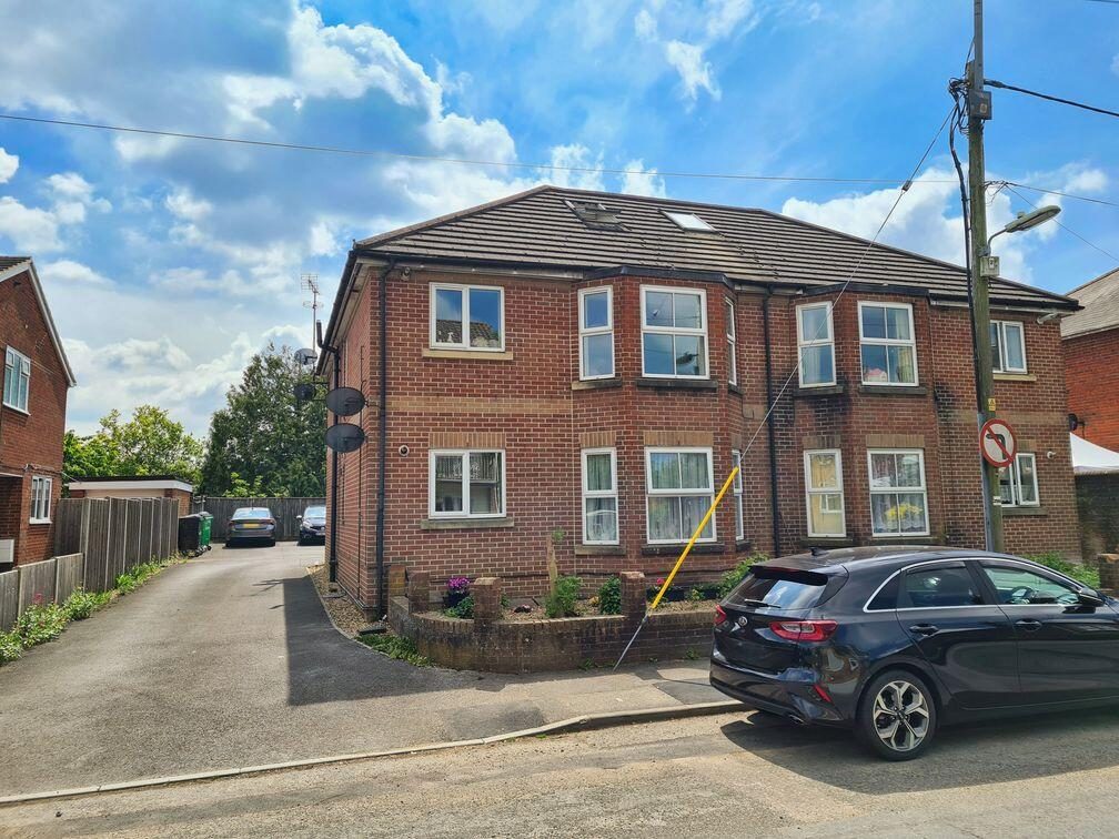 Property main image