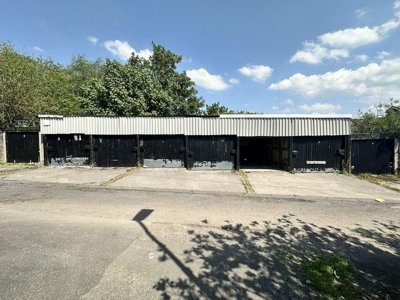 Property on BB3 1HQ