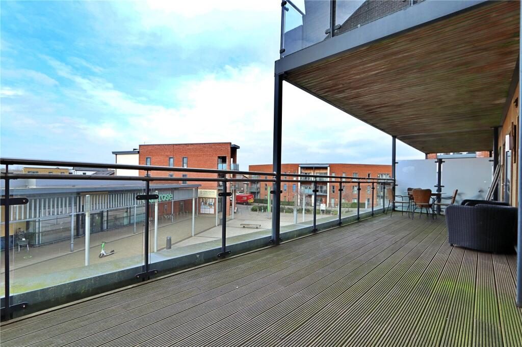 Property main image