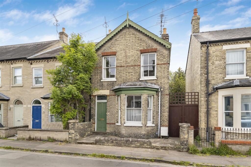 Property main image