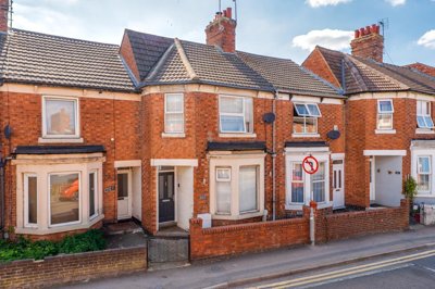 Property on Bath Road, NN16 8NF