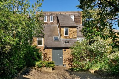 Property on Rosemont Road, TW10 6QL