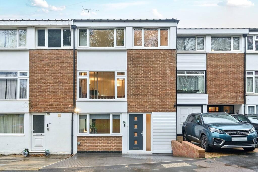 Terraced House