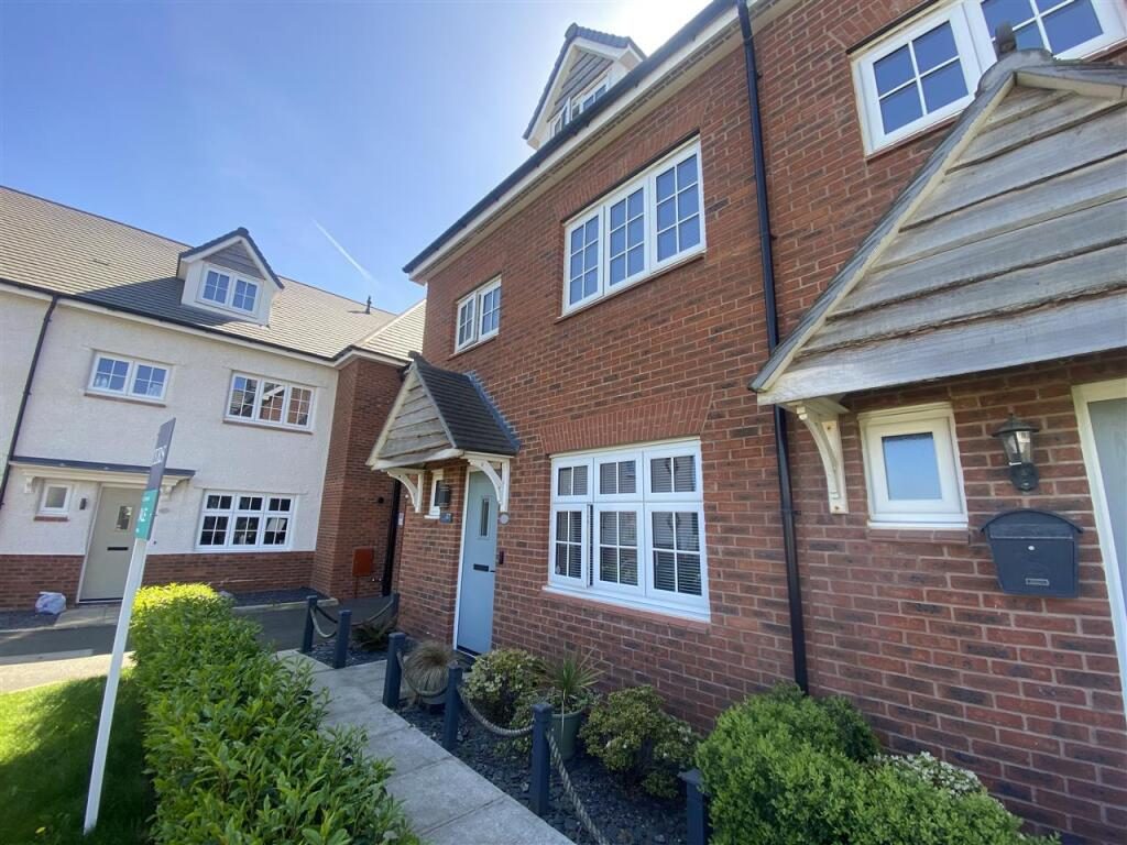 Terraced House