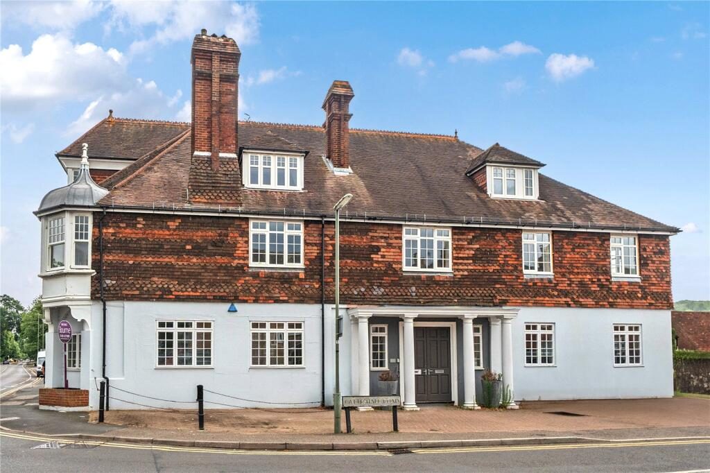 Property main image