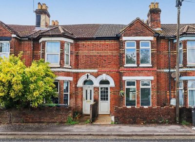 Property on Southampton Road, SO50 5QW