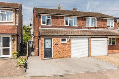 Property on Musley Hill, SG12 7NL