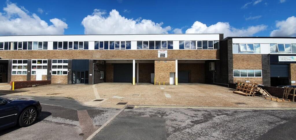 Distribution Warehouse