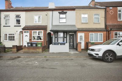 Property on Cambridge Street, CV21 3NP