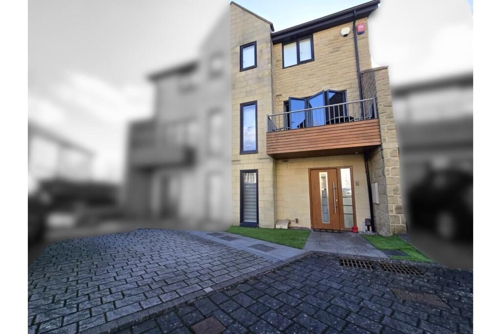 Terraced House