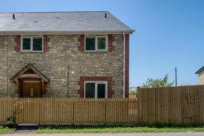 Property on Back Lane, SP8 5PZ