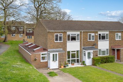 Property on Cardigan Close, GU21 8YP