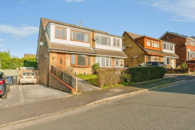 Property on Grassington Drive, BB10 2EH