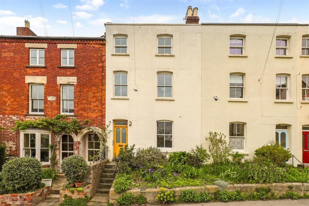Terraced House