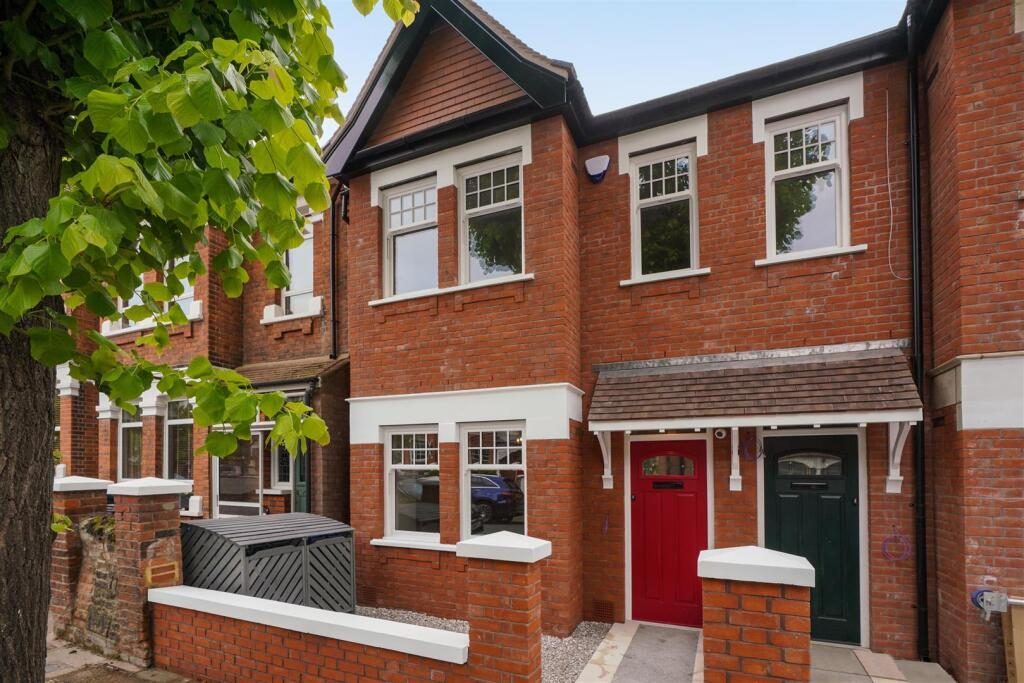 Terraced House